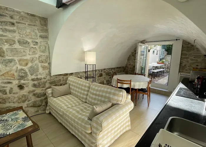 Not Bookable * Biarritz